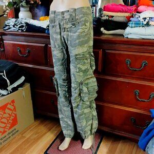 Camo Military Style Pants with Side Pockets